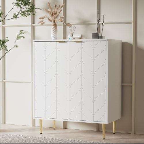 Flurschranke Aus Faserplatten Und Metall